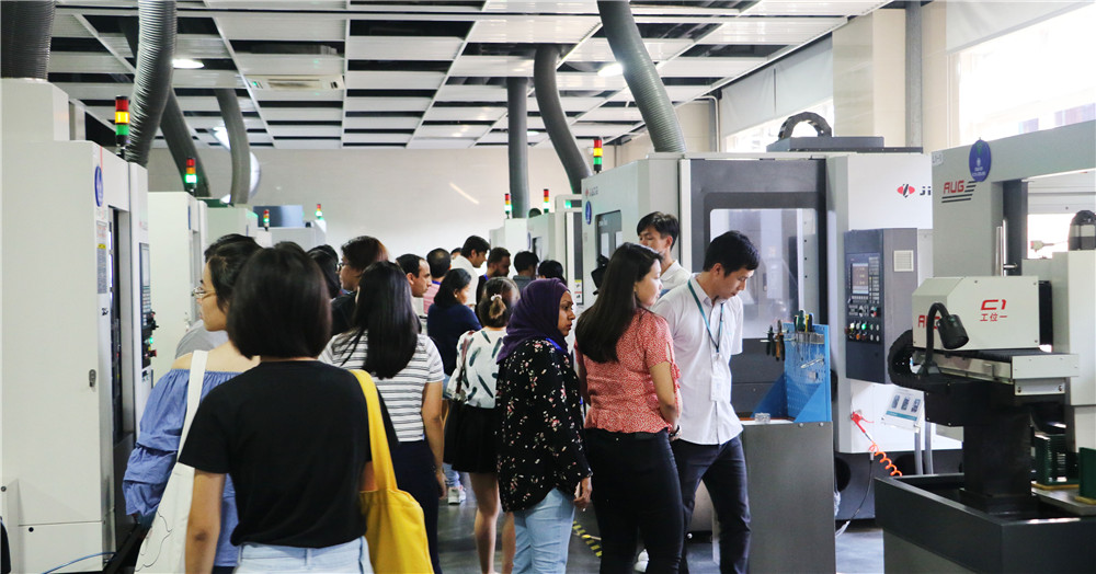 ��ϳ���㶫HG��Ѷ